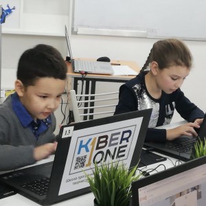 KiberOne объявляет набор юных программистов в Усть-Каменогорске - Школа программирования для детей, компьютерные курсы для школьников, начинающих и подростков - KIBERone г. Хомутово